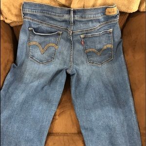 Levi cropped jeans
